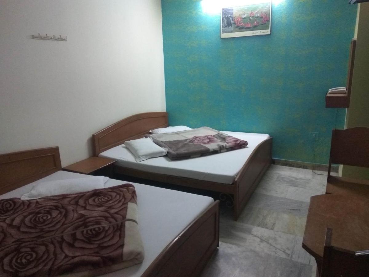 Hotel Ganga Kripa 2*