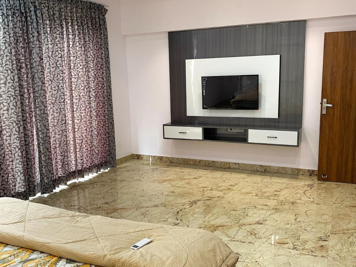Villa Malibu - Luxury With Theater & Pool *