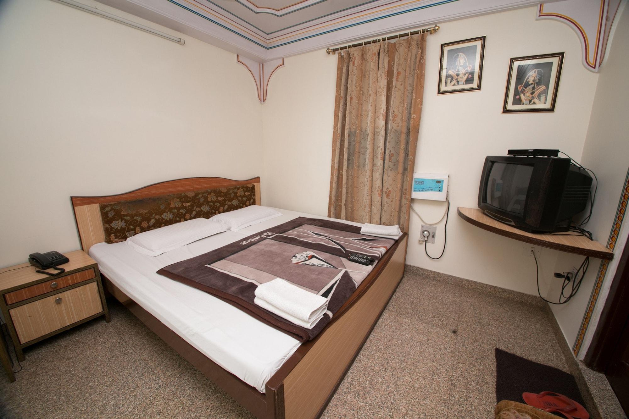 Kalyan Hotel 3*