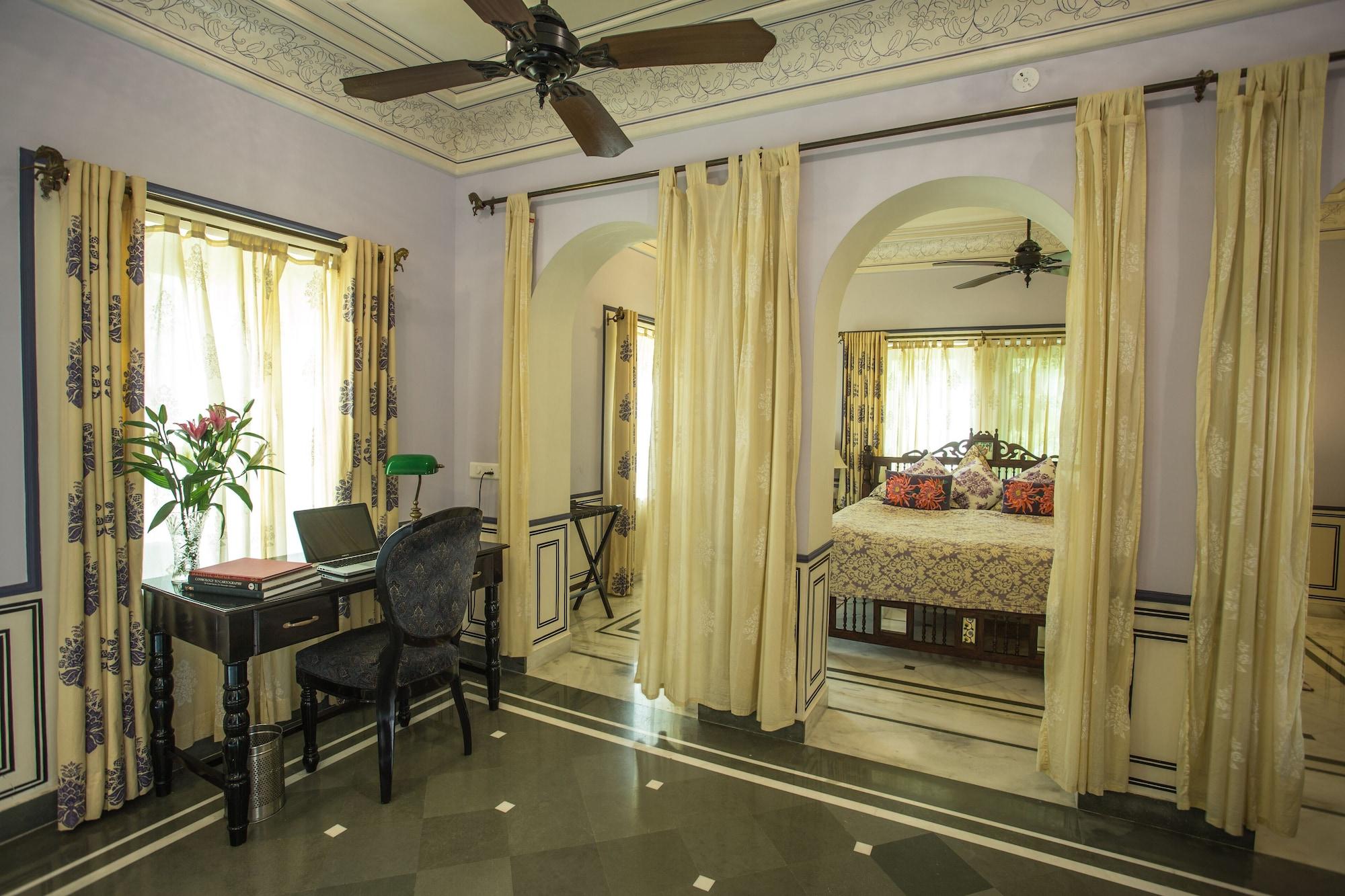 Royal Heritage Haveli Hotel 5*