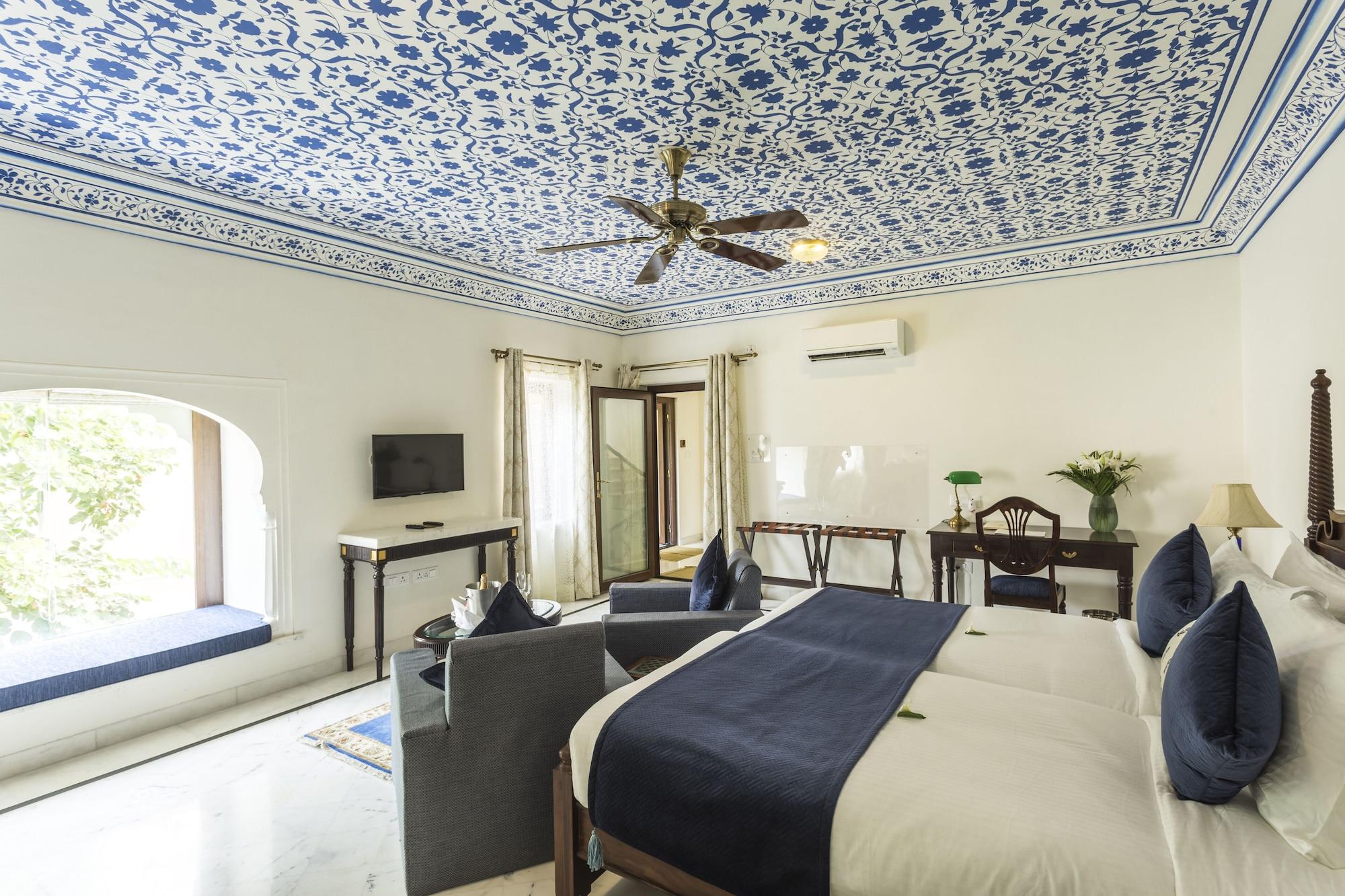 Royal Heritage Haveli Hotel