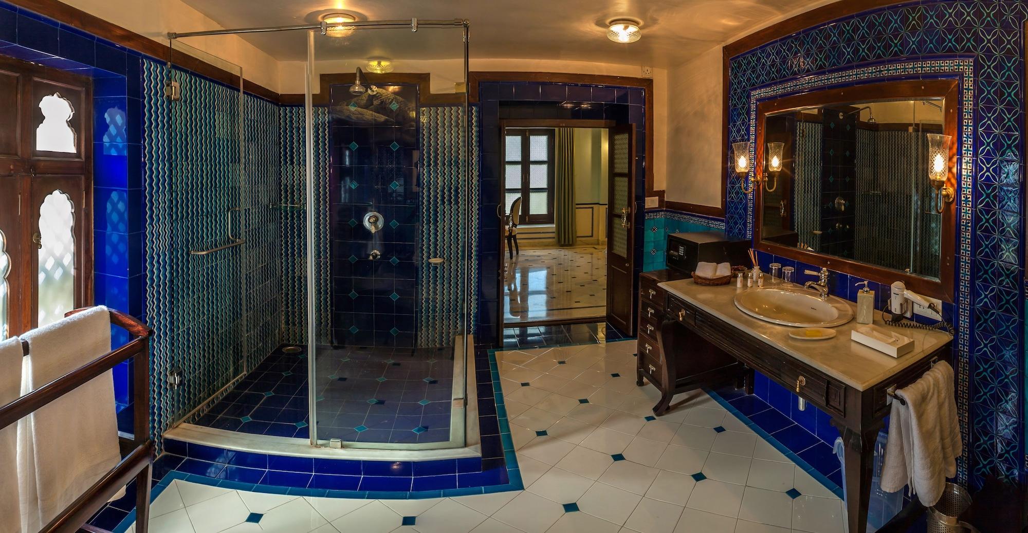 Royal Heritage Haveli Hotel