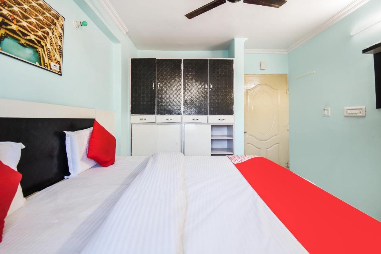 Hotel Oyo 69559 New Mahesh