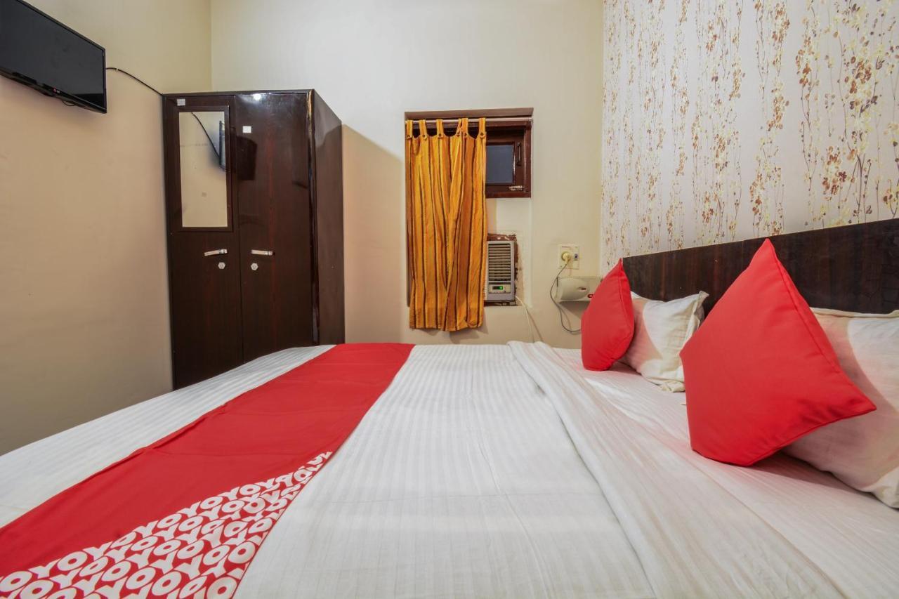Oyo 19463 Sapphire Palace 3* Jaipur