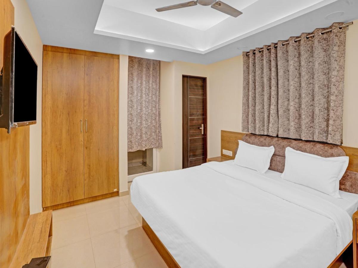 Hotel Townhouse 821 Pinkcity Prime 4*