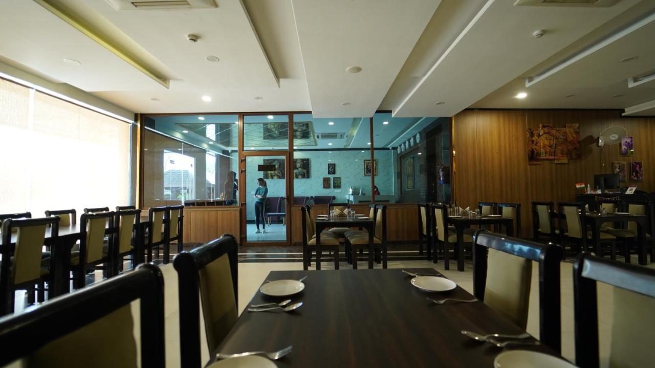 Hotel The Trade International Jaipur