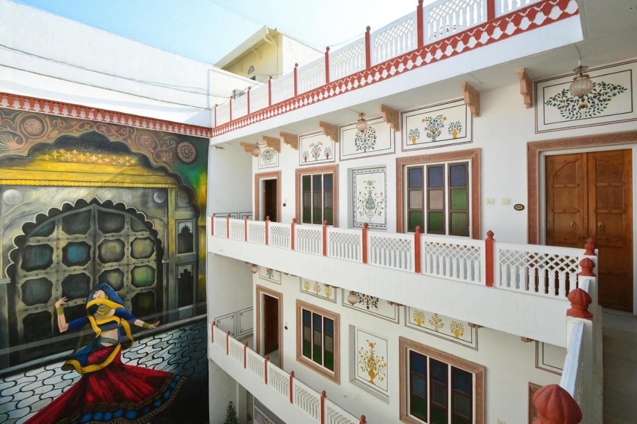 Mahal Khandela - A Heritage And