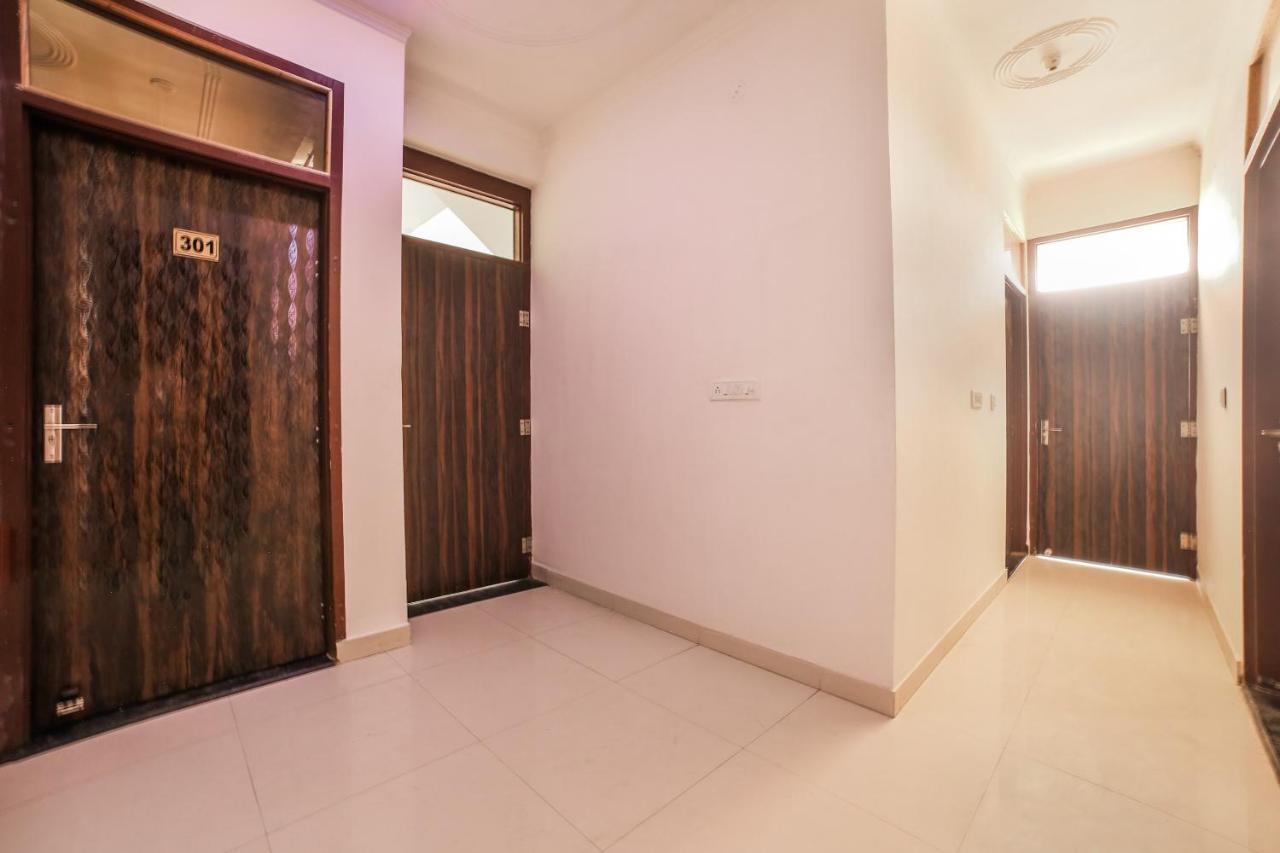 Oyo 36978 Harsh Hotel 3*