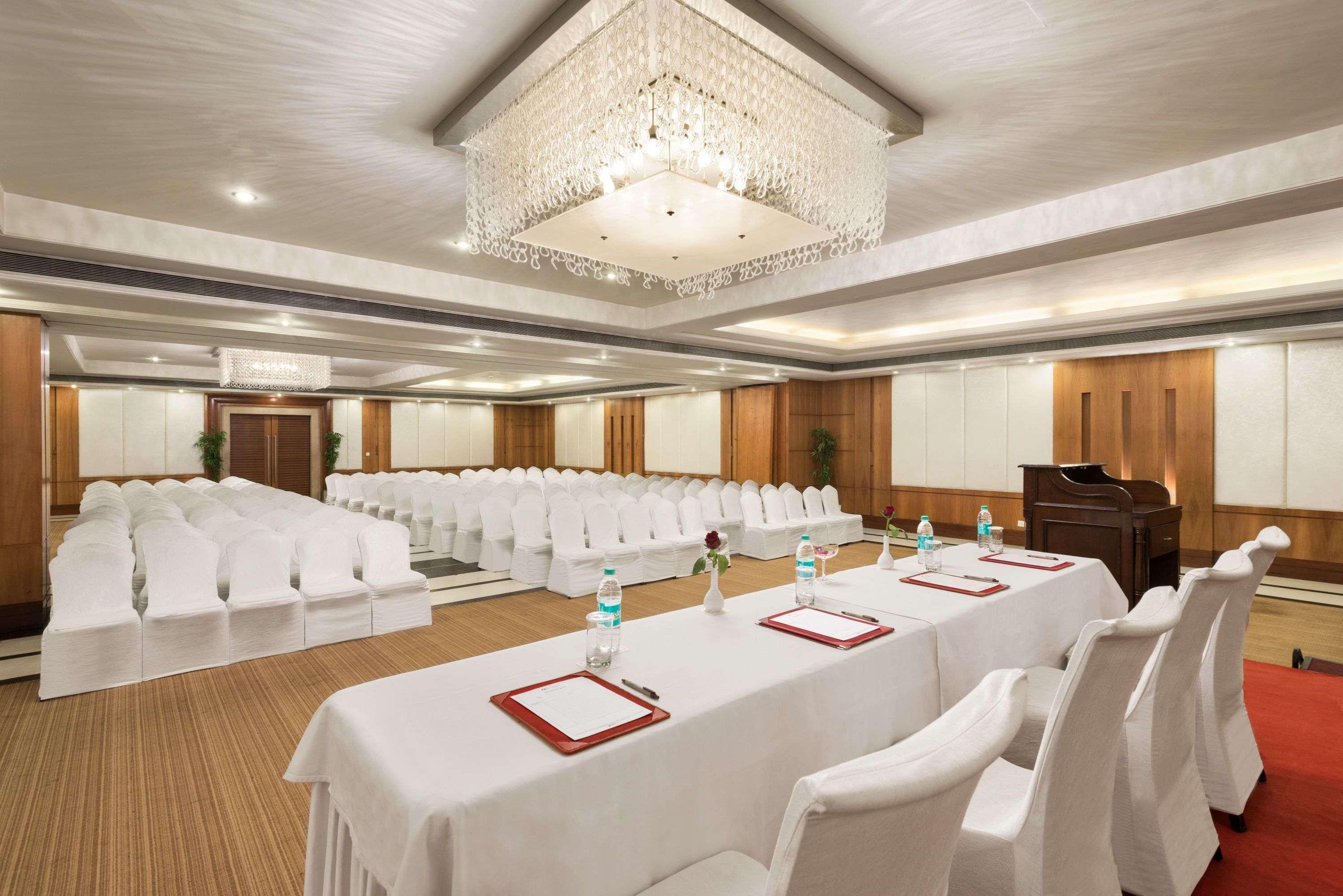 Ramada By Wyndham Hotel Jaipur
