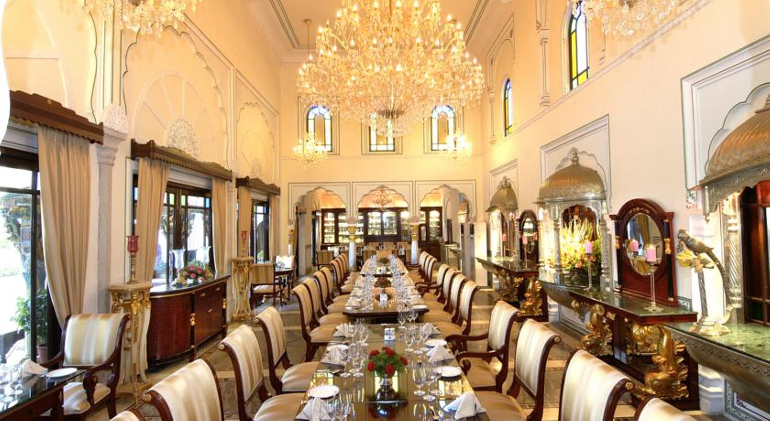 Hotel The Raj Palace 5*