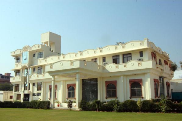 Hotel Heritage