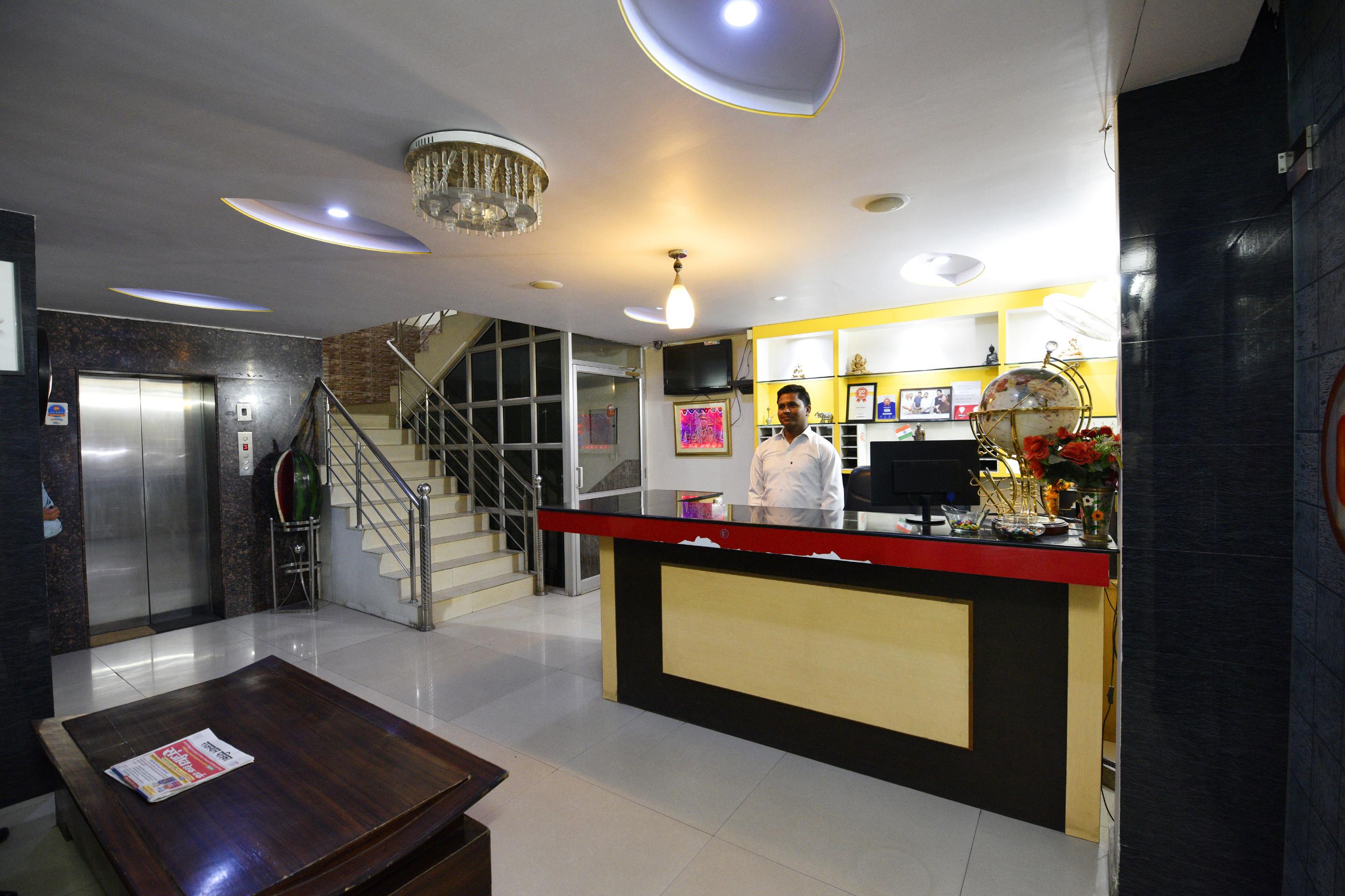 Hotel Oyo 3311 Apple 9 2*