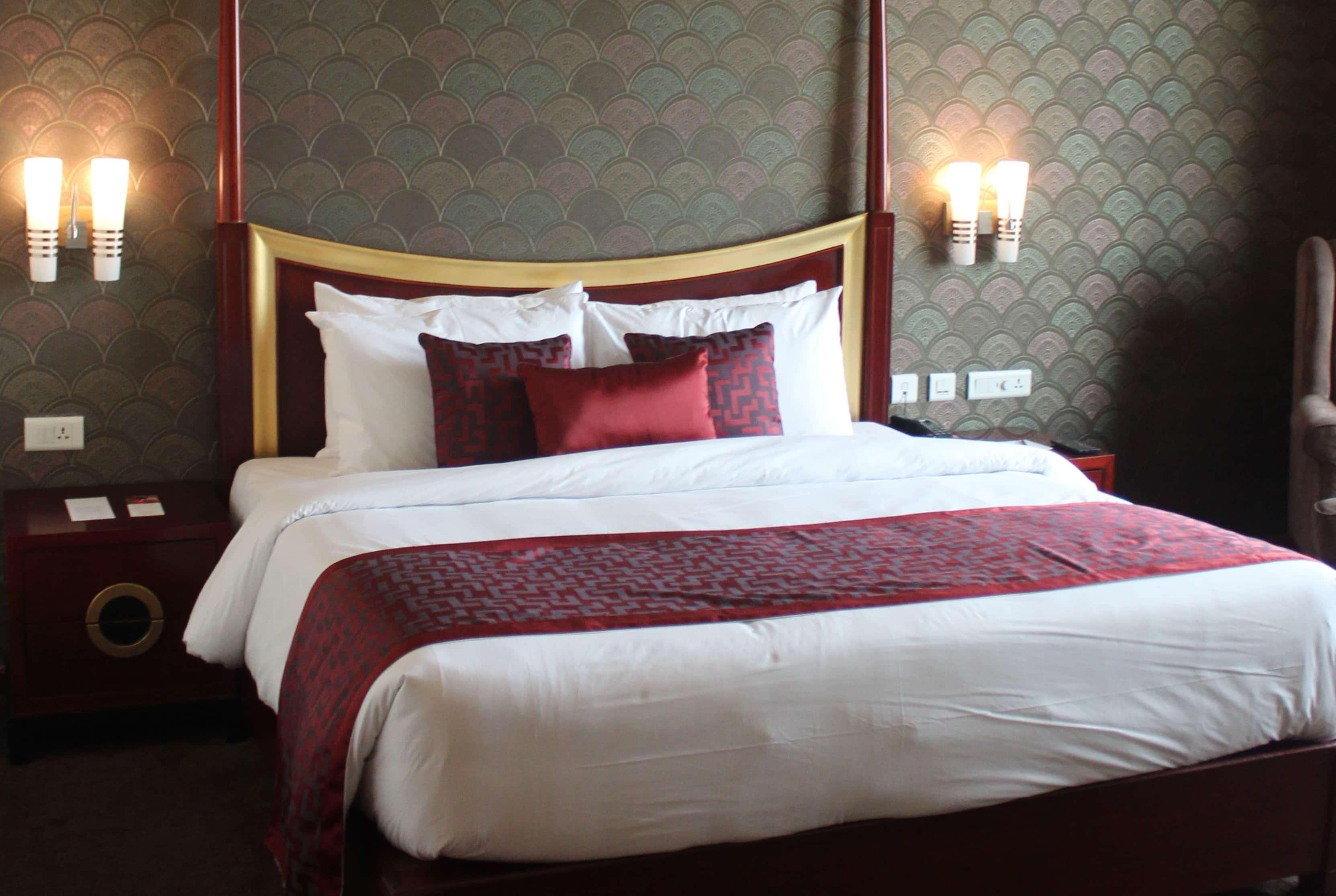 Ramada By Wyndham Jaisinghpura Hotel