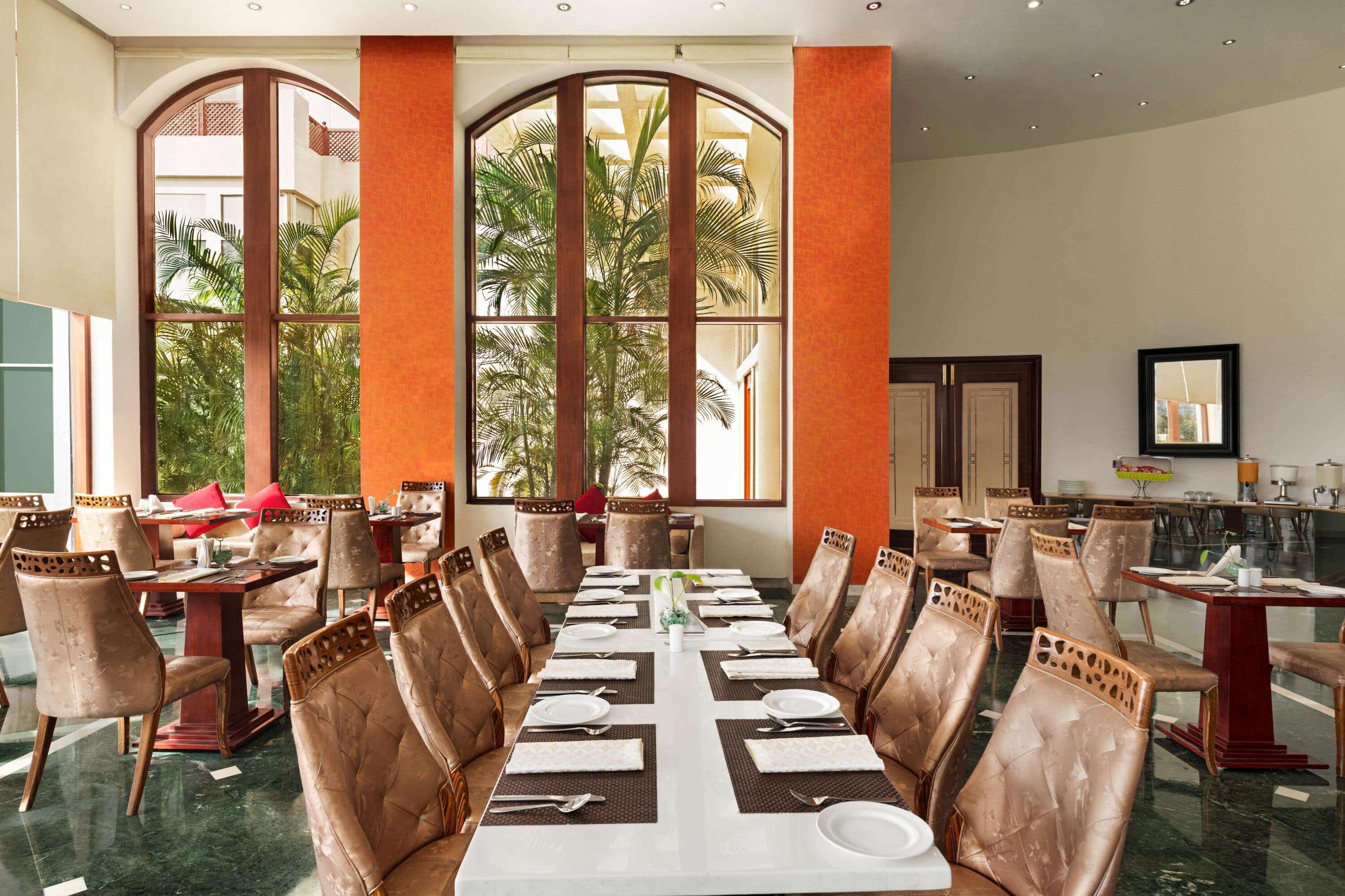 Ramada By Wyndham Jaisinghpura Hotel