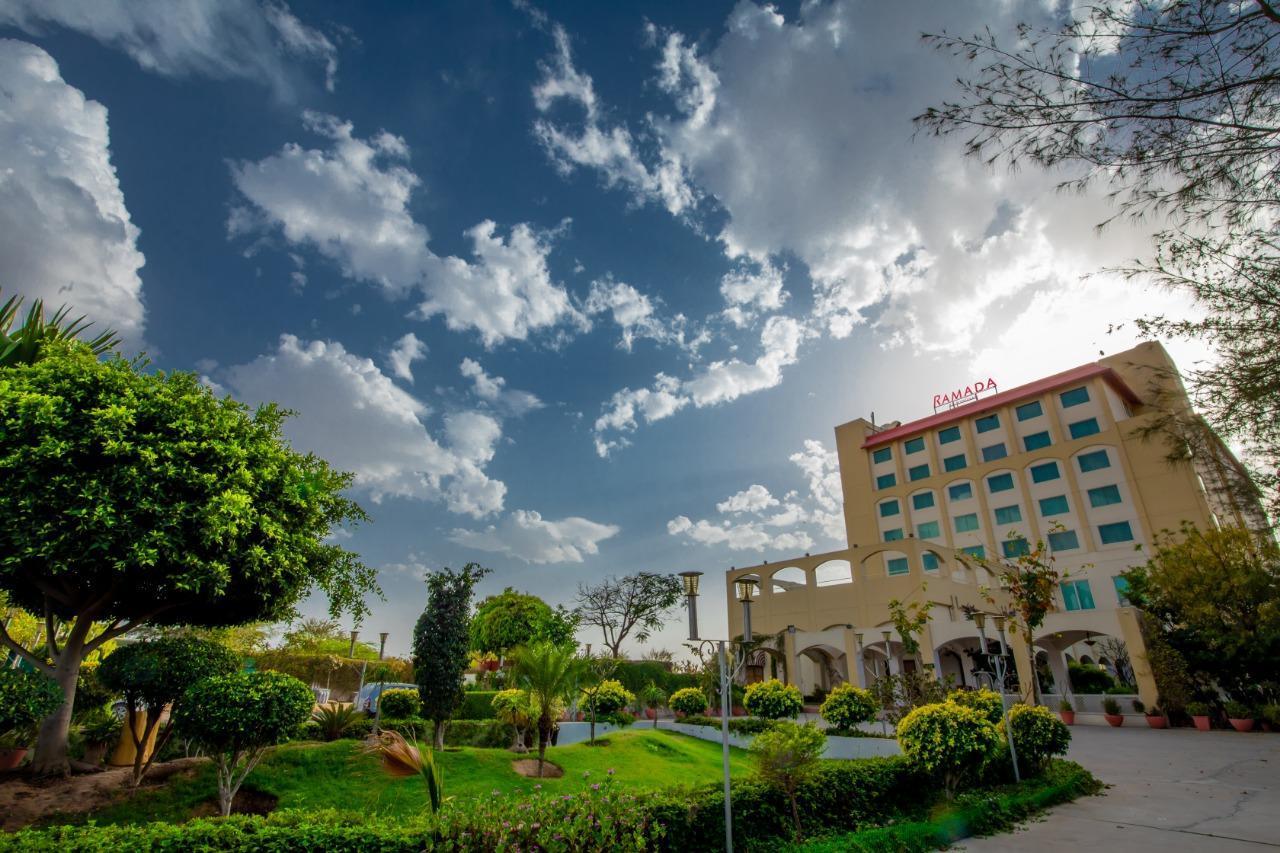 Ramada By Wyndham Jaisinghpura Hotel 3*