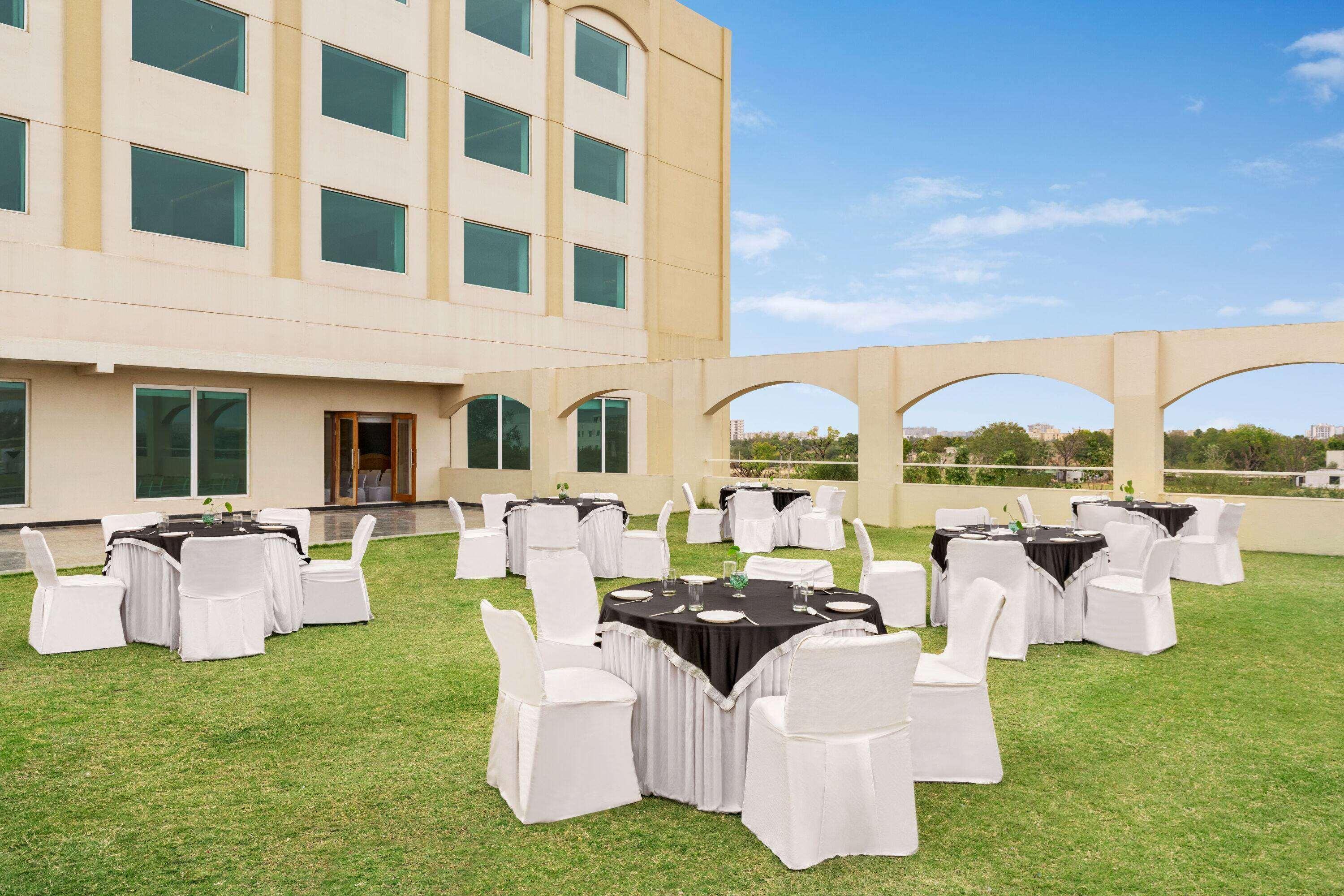 Ramada By Wyndham Jaisinghpura 3* Jaipur