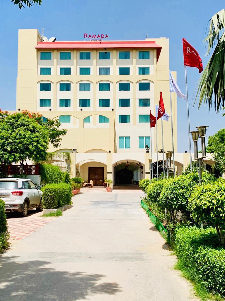 Hotel Ramada By Wyndham Jaisinghpura 3*