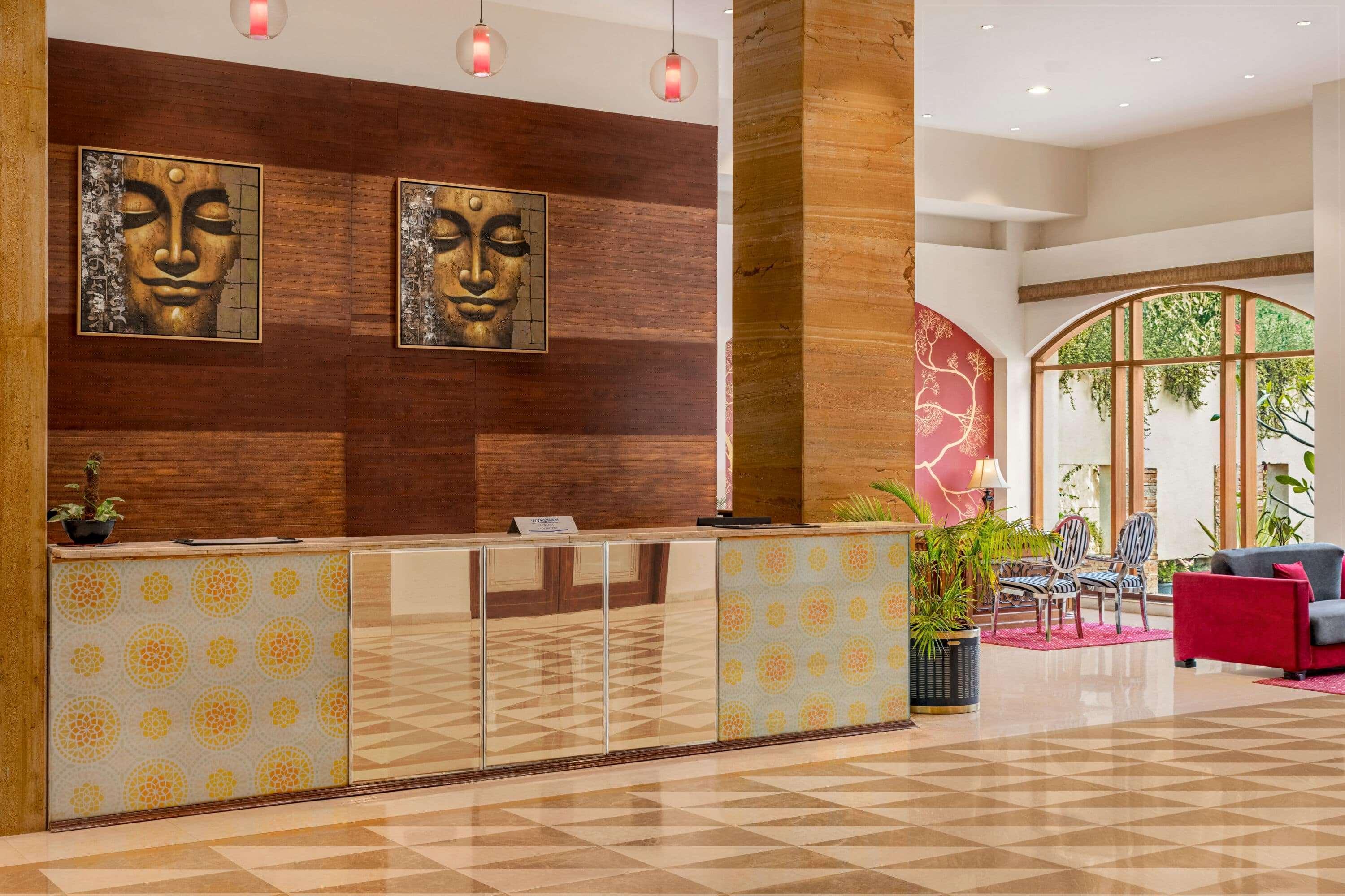 Ramada By Wyndham Jaisinghpura Hotel