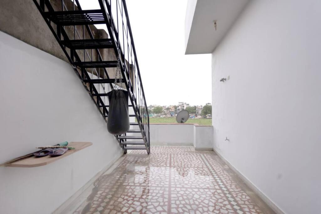 Luxaura 3bhk Pvt Loft Villa