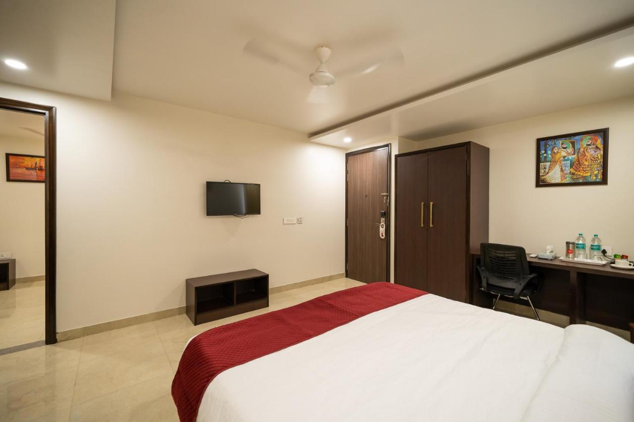 Sheerha Royal Residency-near Airport Hotel