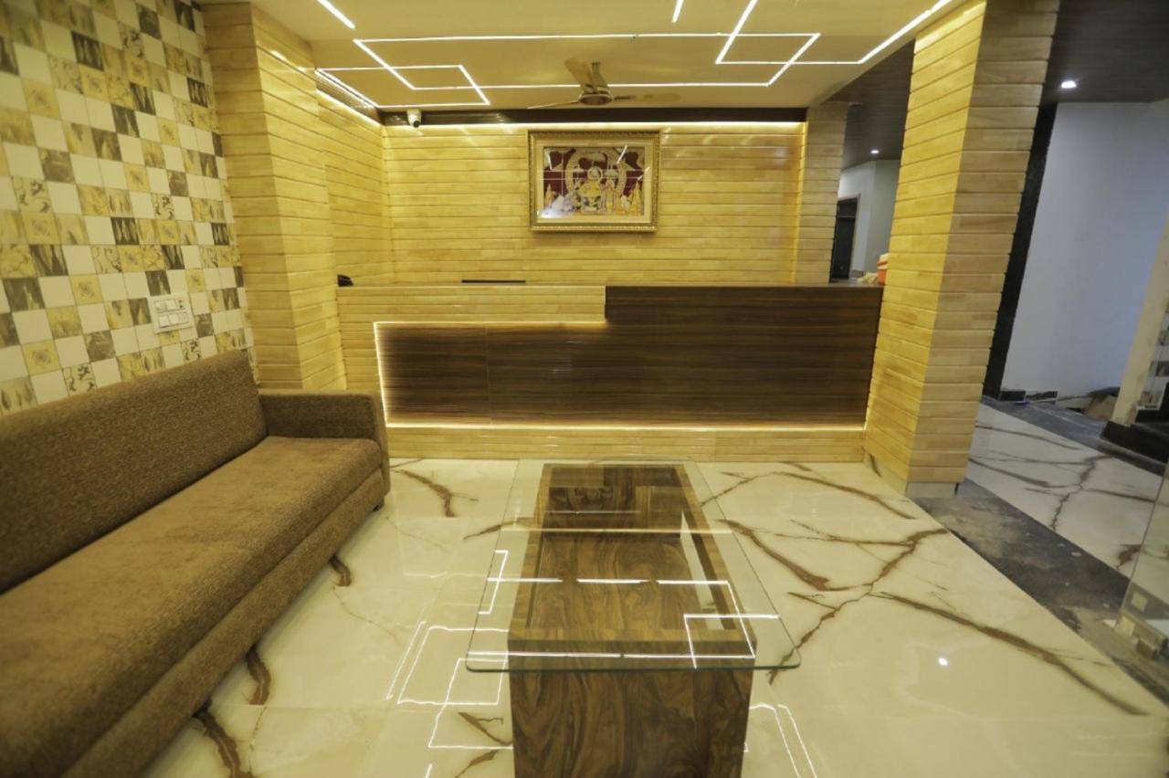 Hotel Raas Palace 3*