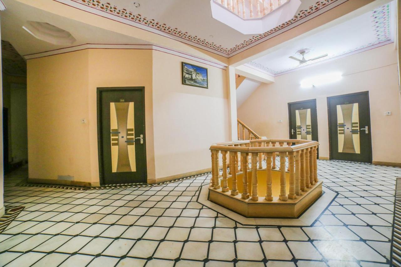 Hotel Collection O 36316 Hotel White Palace Jaipur
