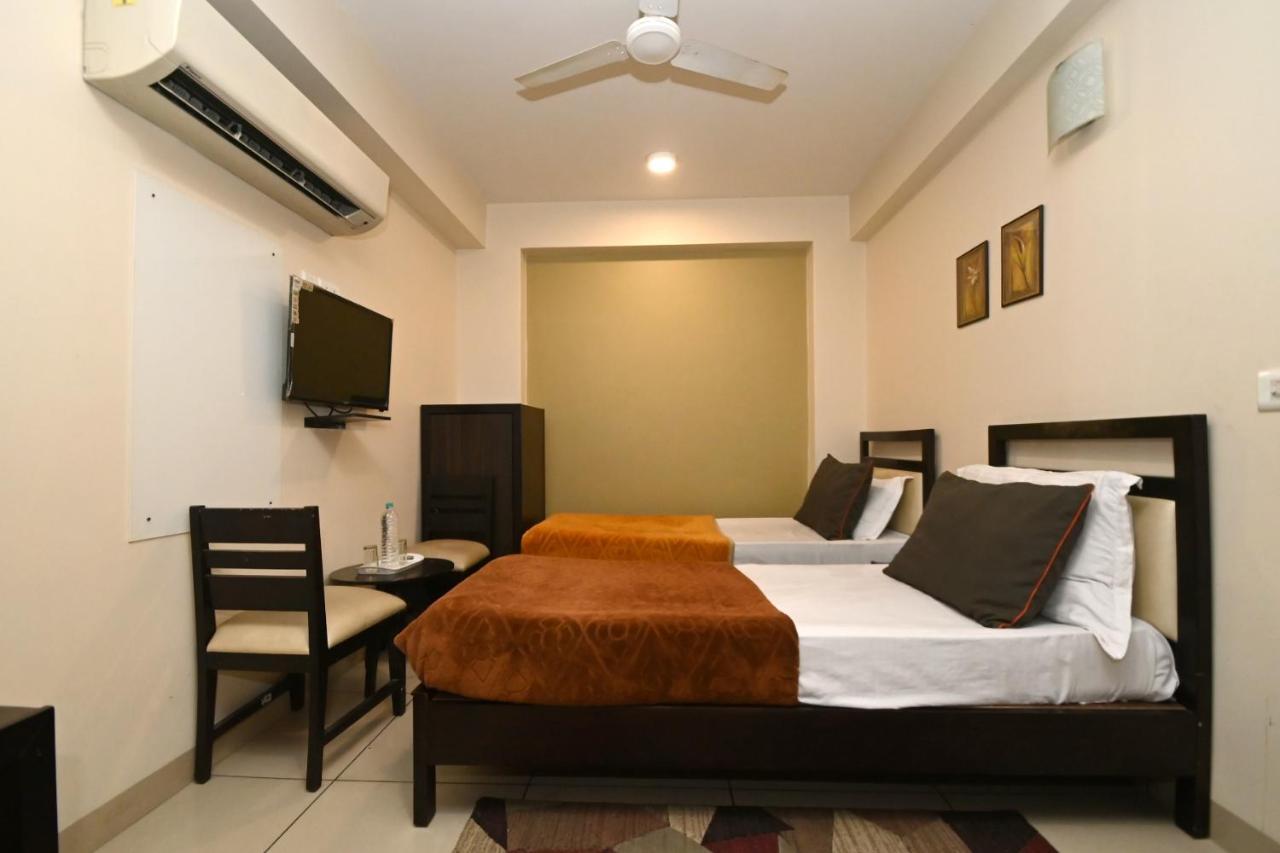 Singh Palace Hotel 3*
