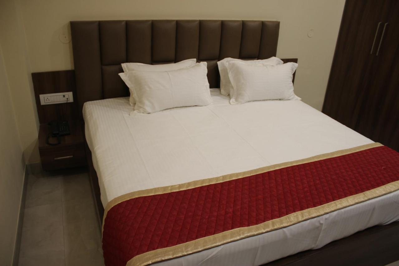 The Grin Ocean Hotel Jaipur
