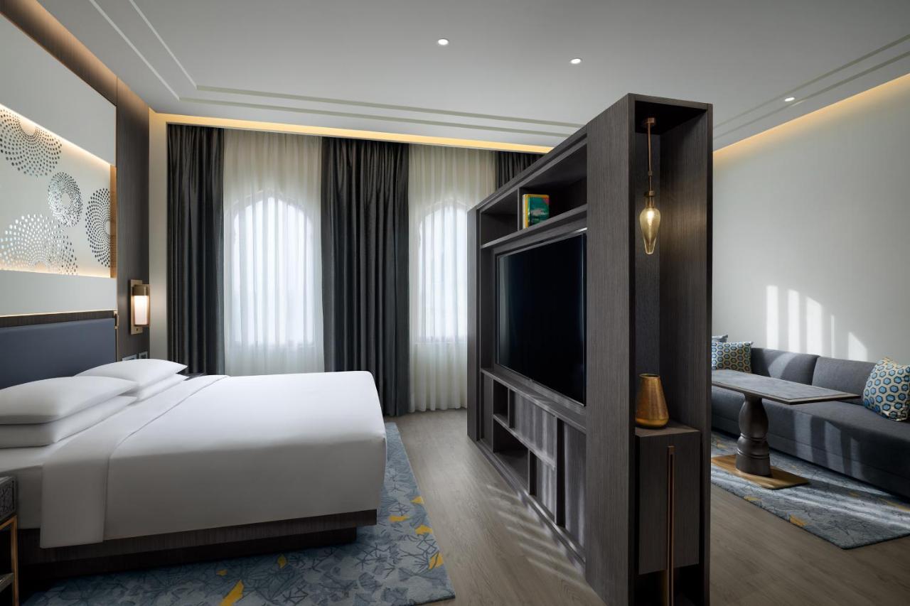 Hyatt Regency Mansarovar Hotel Jaipur