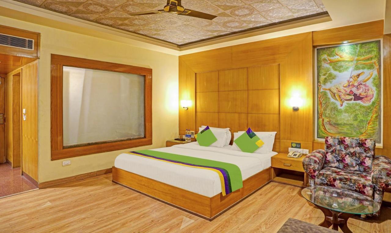 Hotel Treebo The Royal Cm, 4 Km From Palace Jaipur