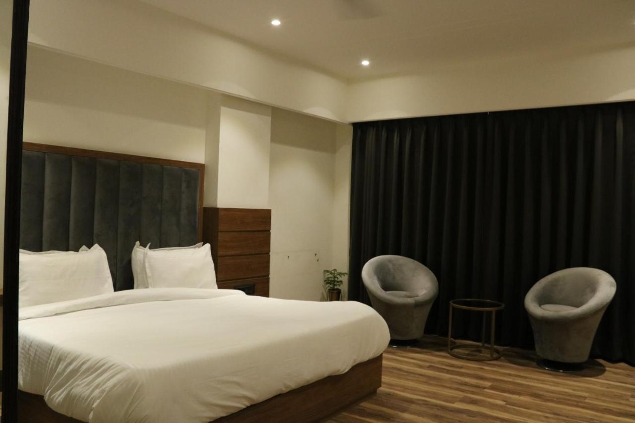 Hotel The Sawai 3*