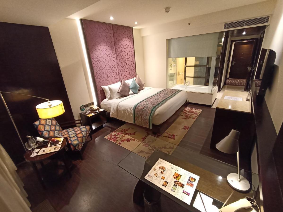 Hotel Royal Orchid Jaipur, Tonk Road 5*