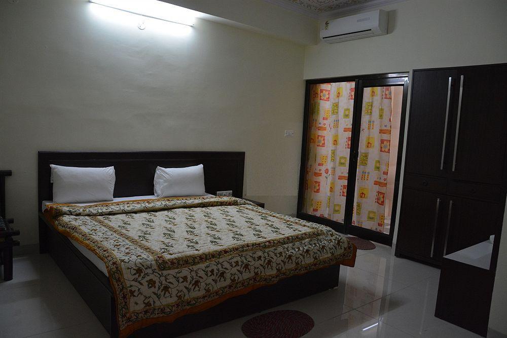 Hotel Arco Palace 3*