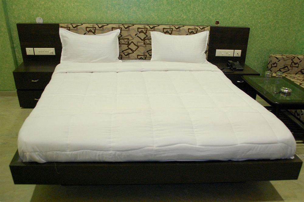 Hotel Royal View 3*
