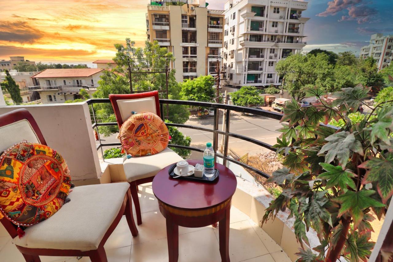 Hotel Crestmont Ashapurna Jaipur, Banipark 3*