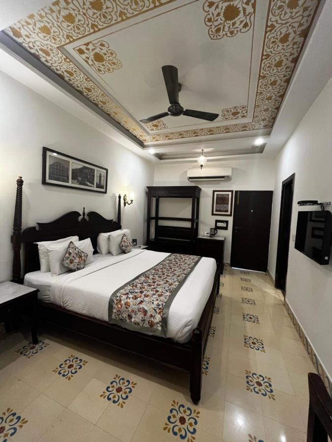 Hotel Ratnawali - A Vegetarian Heritage Jaipur