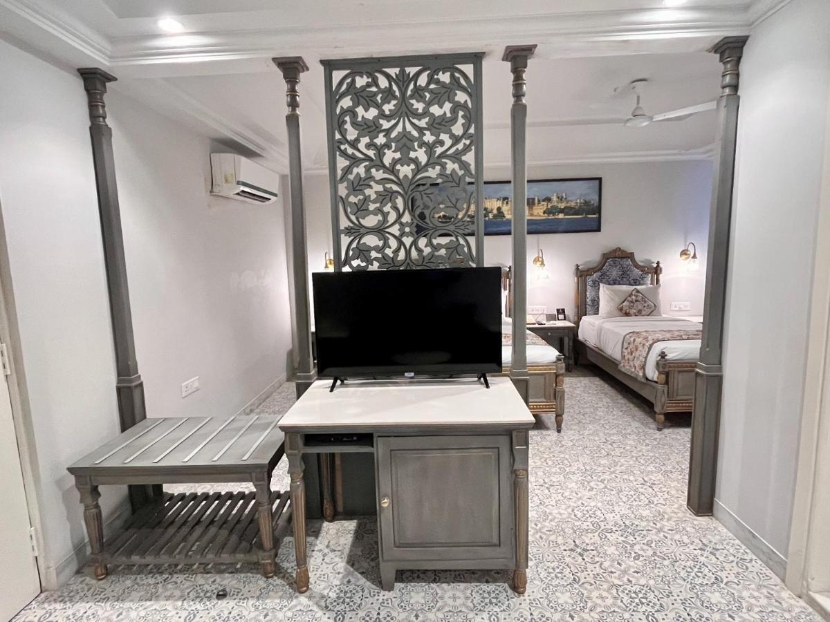 Ratnawali - A Vegetarian Heritage Hotel Jaipur