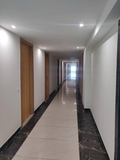 Lovely 1-bedroom With Small Kitchen And Pool Apartment