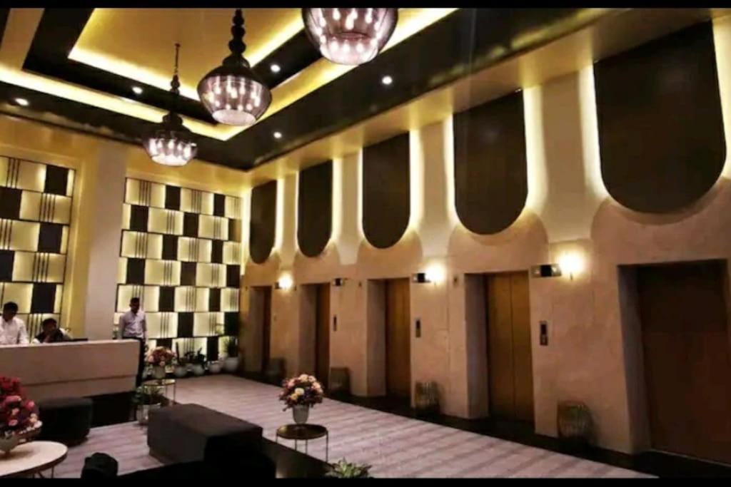 Lovely 1-bedroom With Small Kitchen And Pool * Jaipur