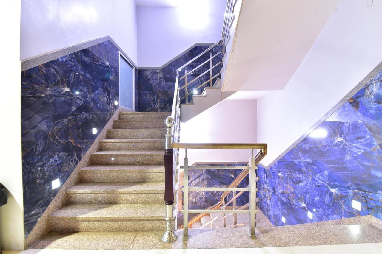 Signature Prime Vaishali Nagar 4*