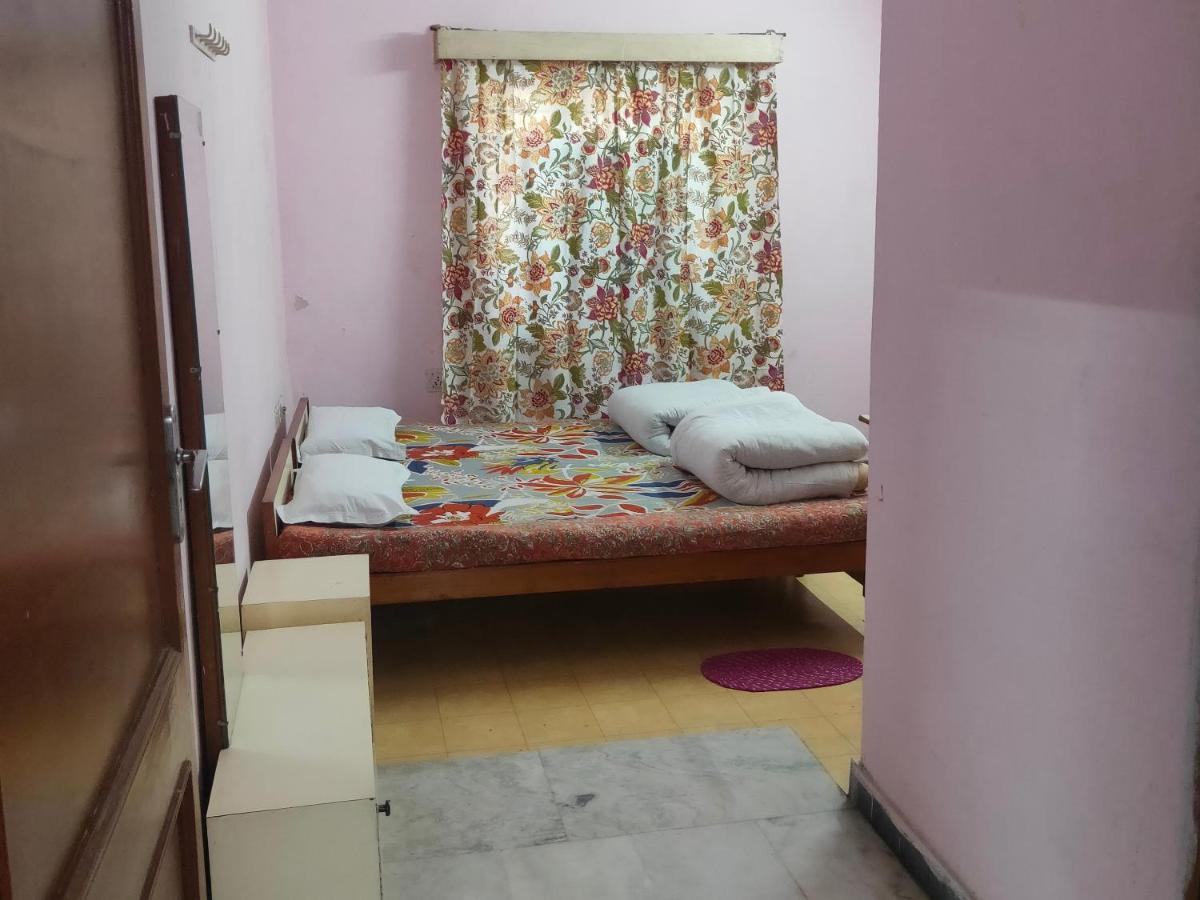 Jwala Niketan Guesthouse Private Rooms *