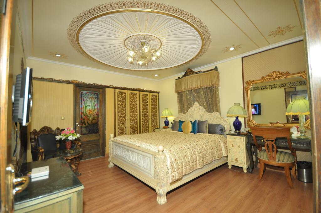 Shiv Resort 5*