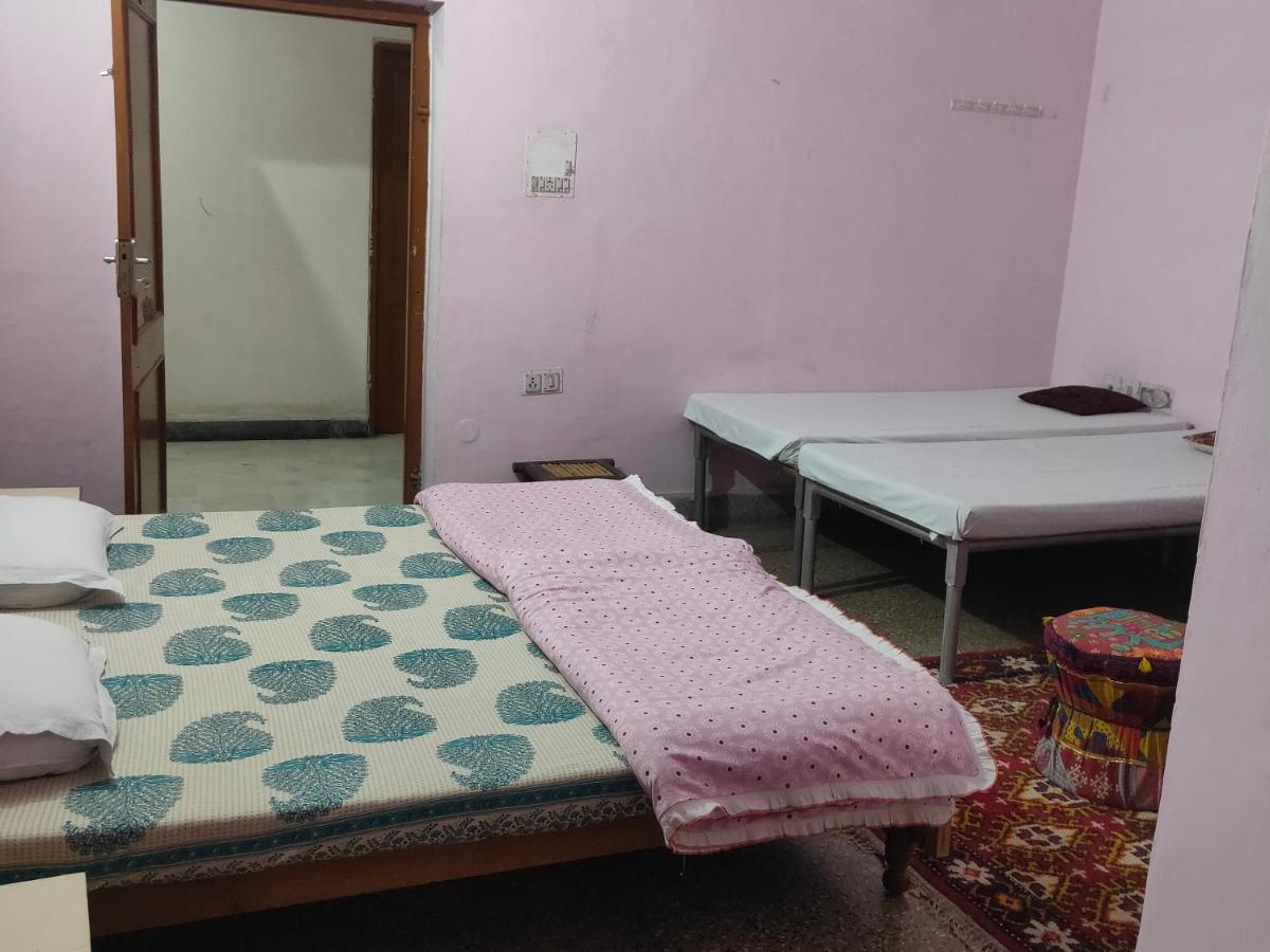Hostel Jwala Niketan Guesthouse Private Rooms