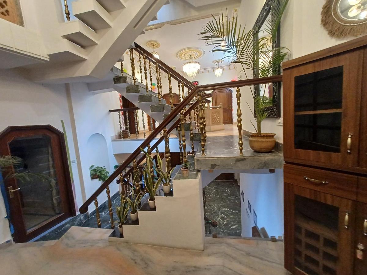 Natraj Palace