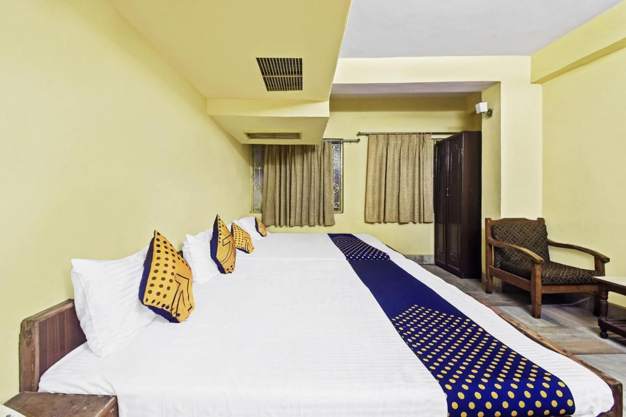 Hotel Spot On 62734 Sarfaraz Palace 2*