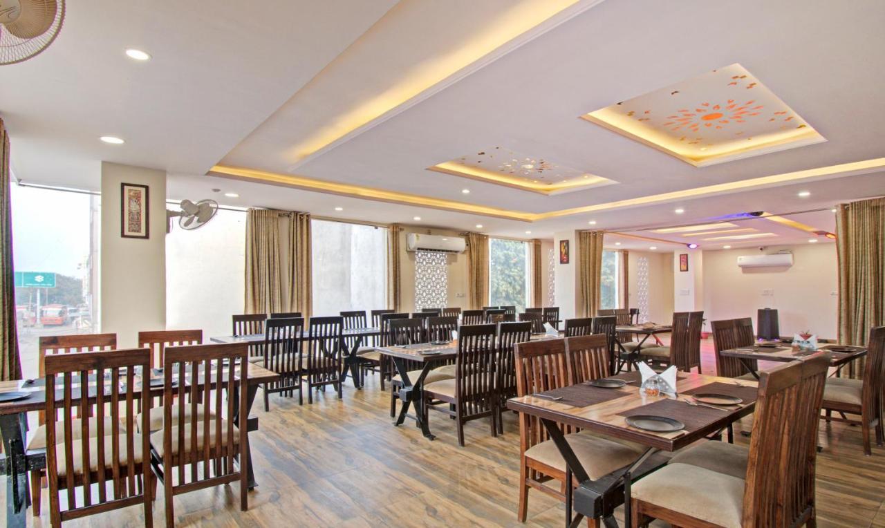 Treebo Rama Hindustani 3*
