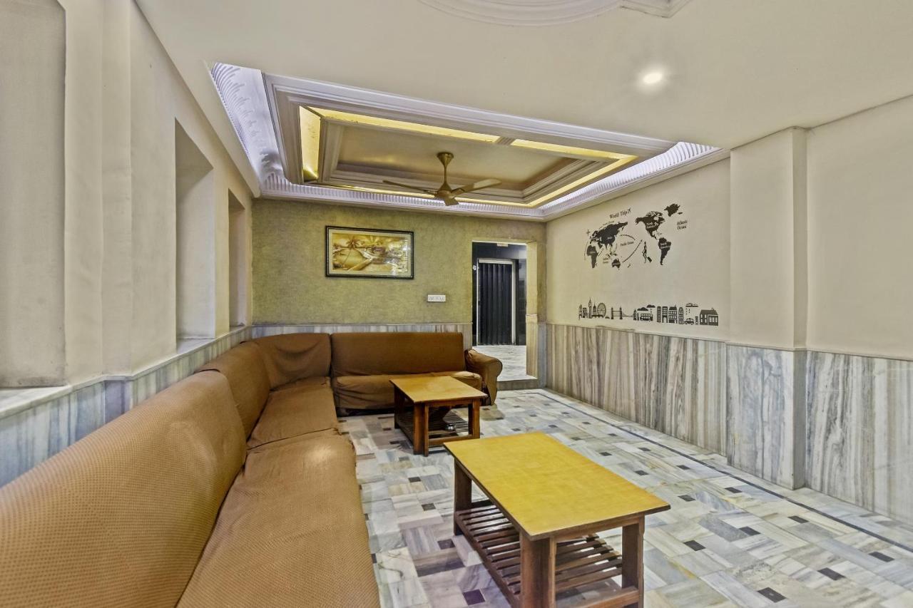 Spot On 62734 Sarfaraz Palace Hotel Jaipur