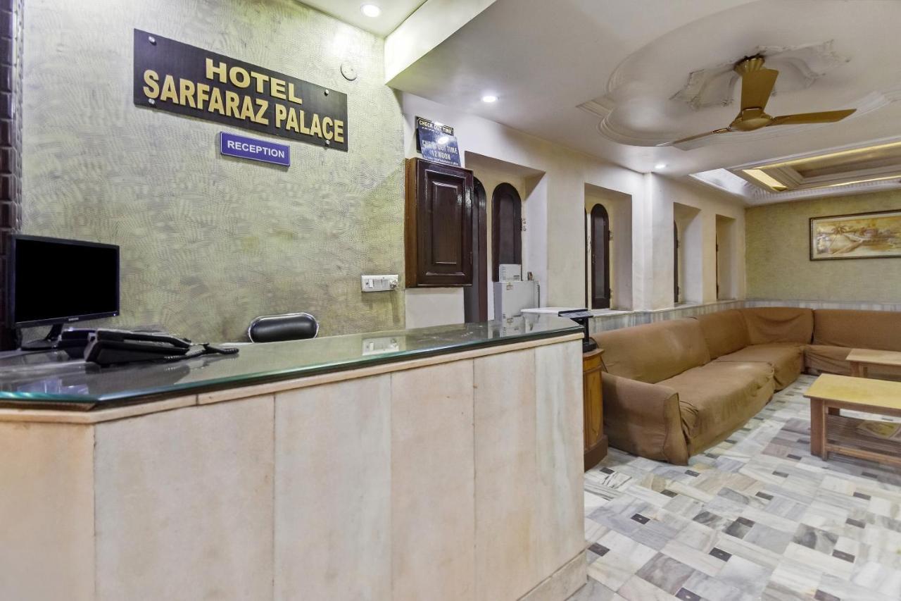Hotel Spot On 62734 Sarfaraz Palace