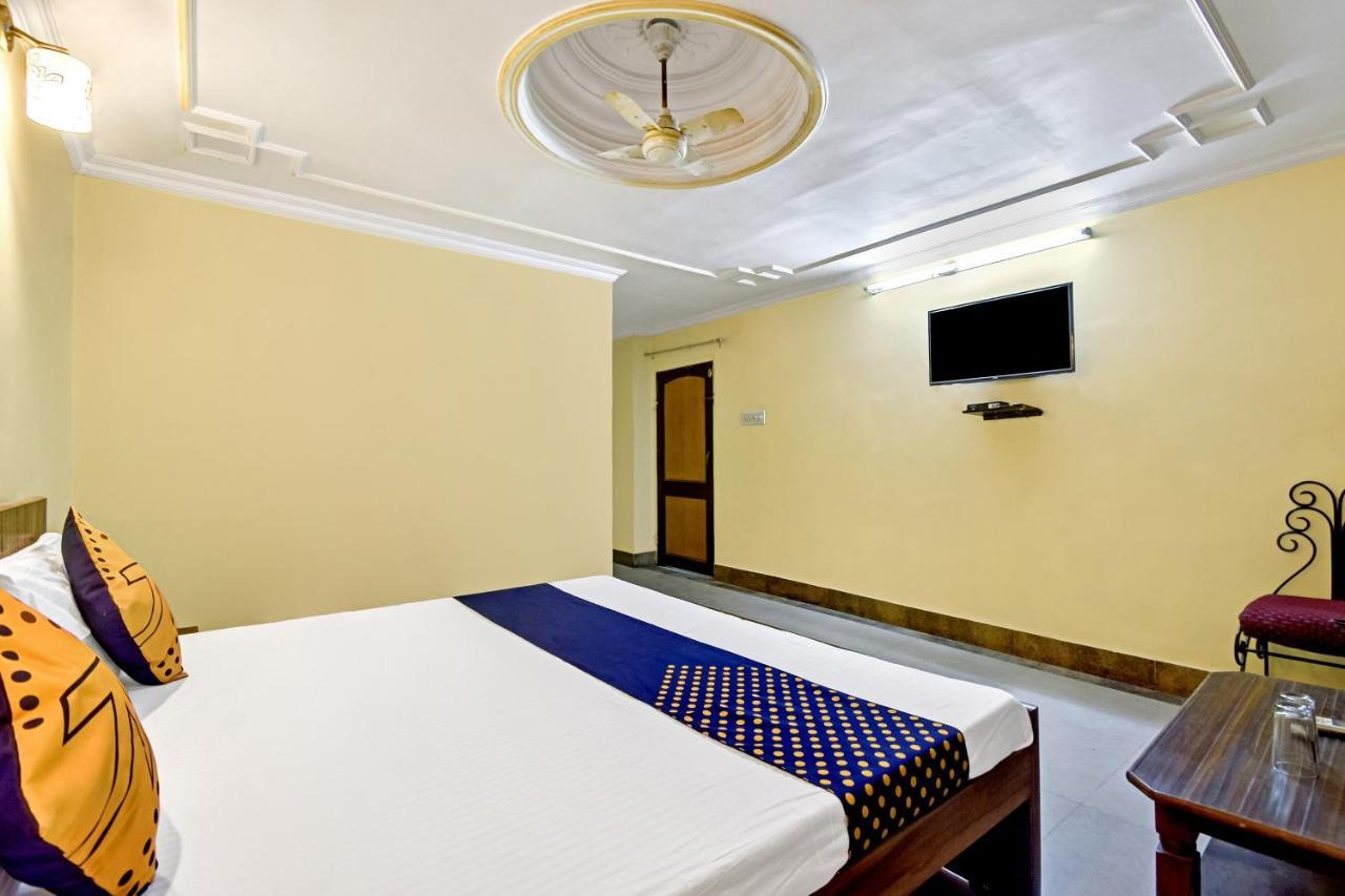 Spot On 62734 Sarfaraz Palace 2* Jaipur