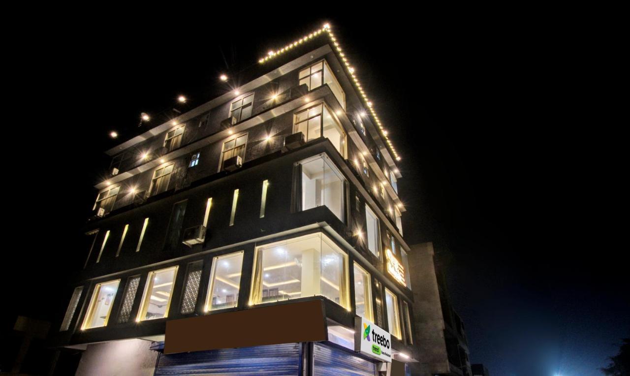Hotel Treebo Rama Hindustani 3*